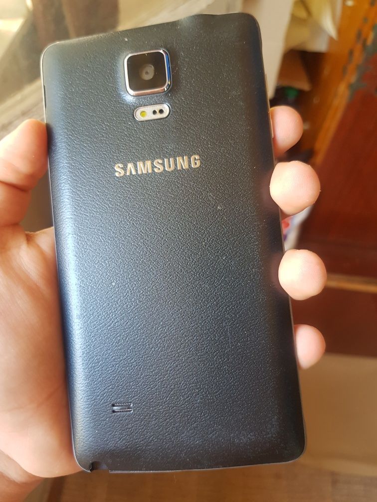 Продам Samsung Note 4