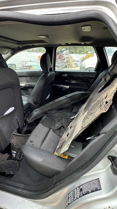 Vendo Volvo V50 2.0 ou peças do proprio