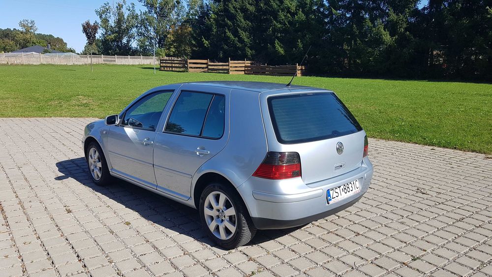 VW GOLF 4 1.6benzyna 105km wersja PACYFIC sprowadzony zrobionyNA LALE!