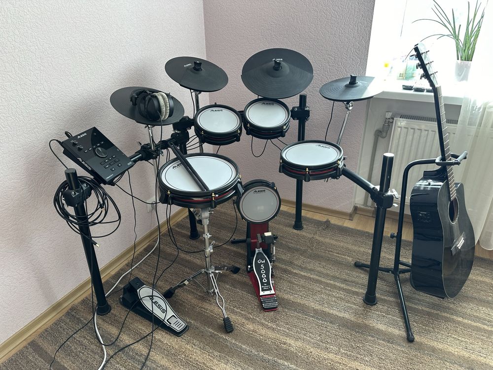 Электронная ударная установка ALESIS CRIMSON II Special Edition