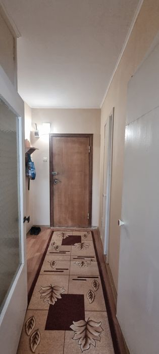 Оренда однокімнатної квартири . Другий поверх . Вікна на Миколаїв .