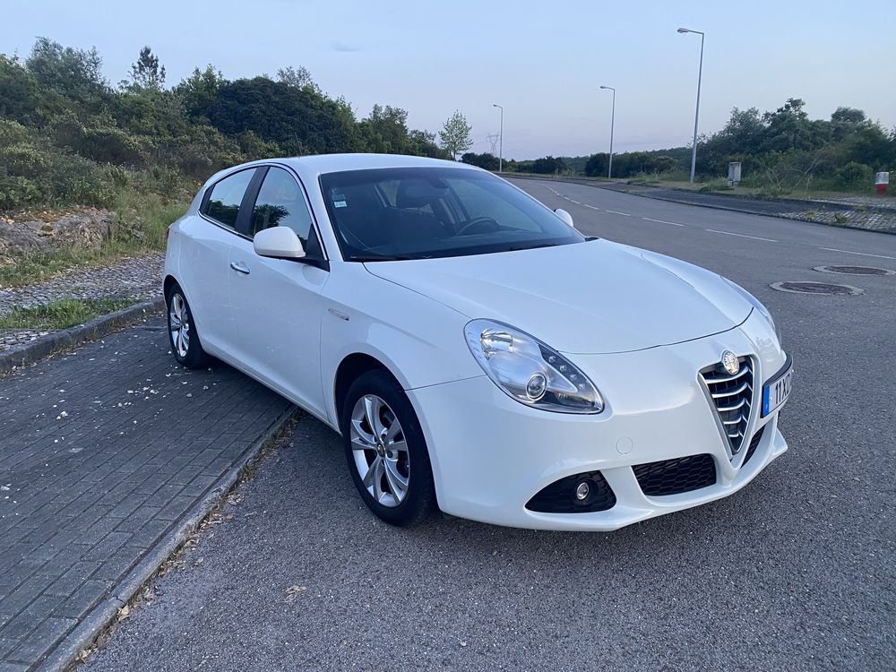 Alfa Romeo Giulietta 1.6 JTDm - 2012 -