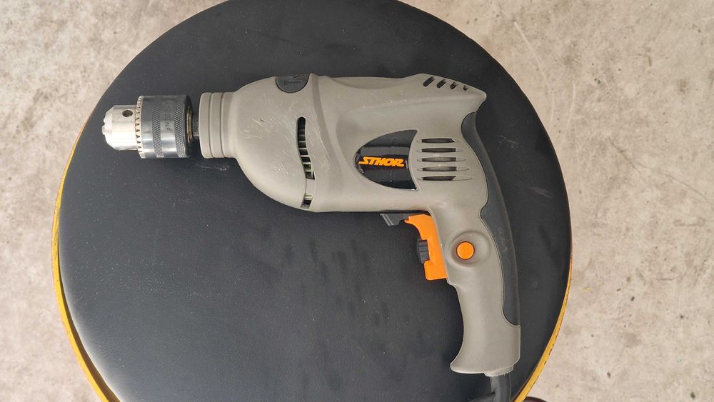 Wiertarka udarowa 580W 79002 STHOR