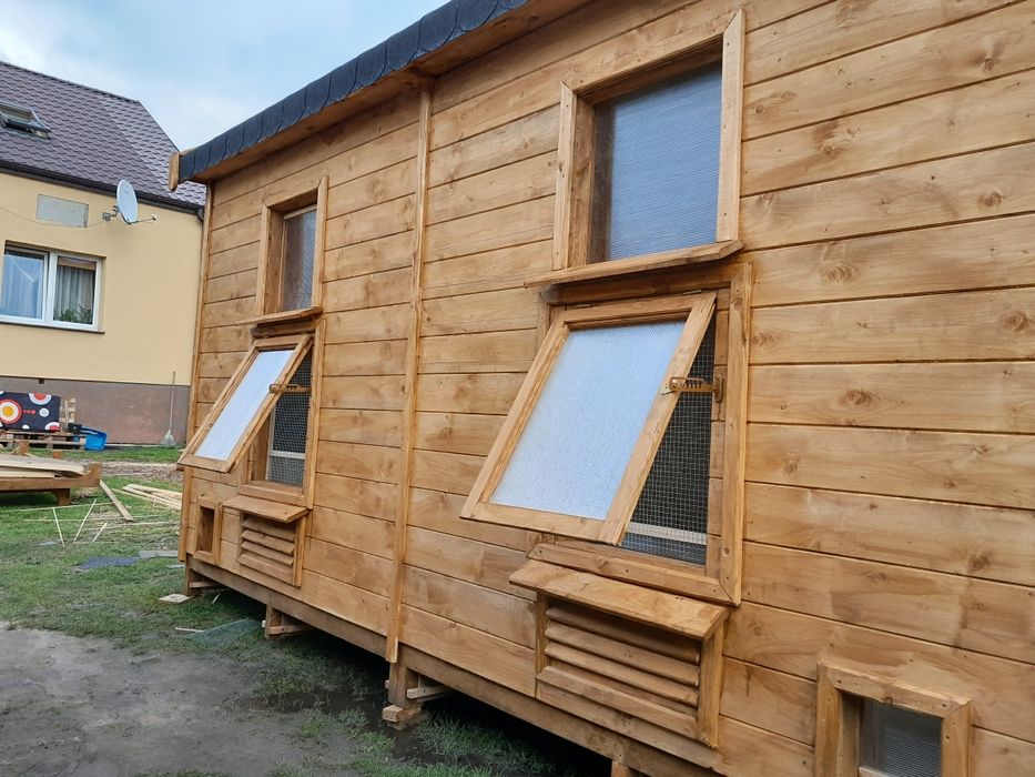 Sprzedam gołębnik wolnostojący.