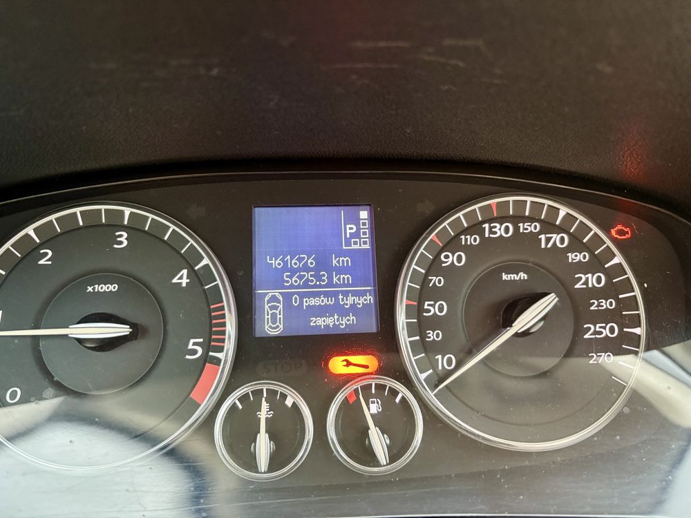 Renault Laguna III Initiale Paris 2.0 dCi