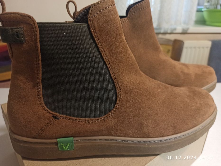 Чобітки осінні замшеві