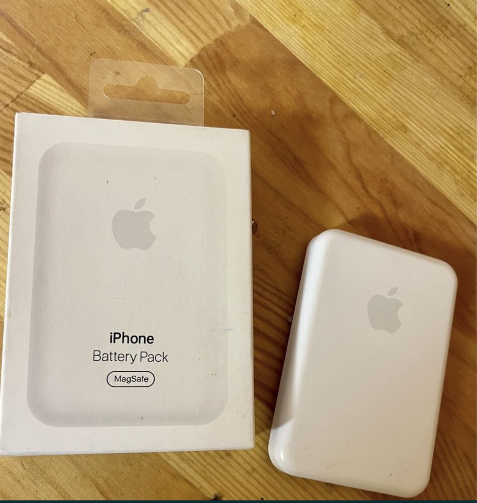 MagSafe Apple power bank зарядка безпровідна для айфон