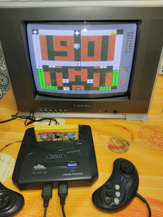 Consola de jogos antiga anos 90
