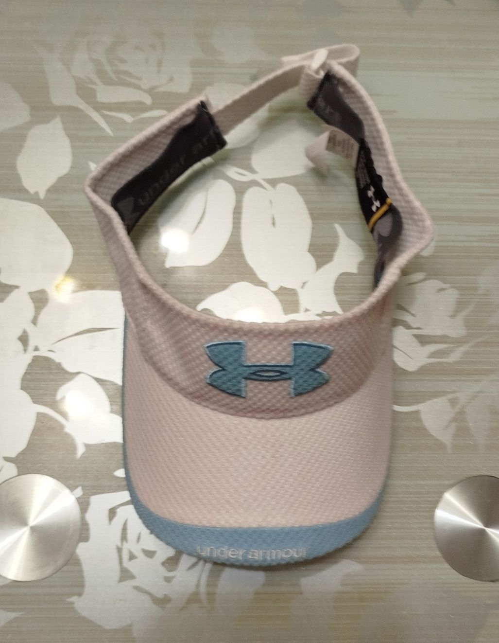 Женская кепка/under armour