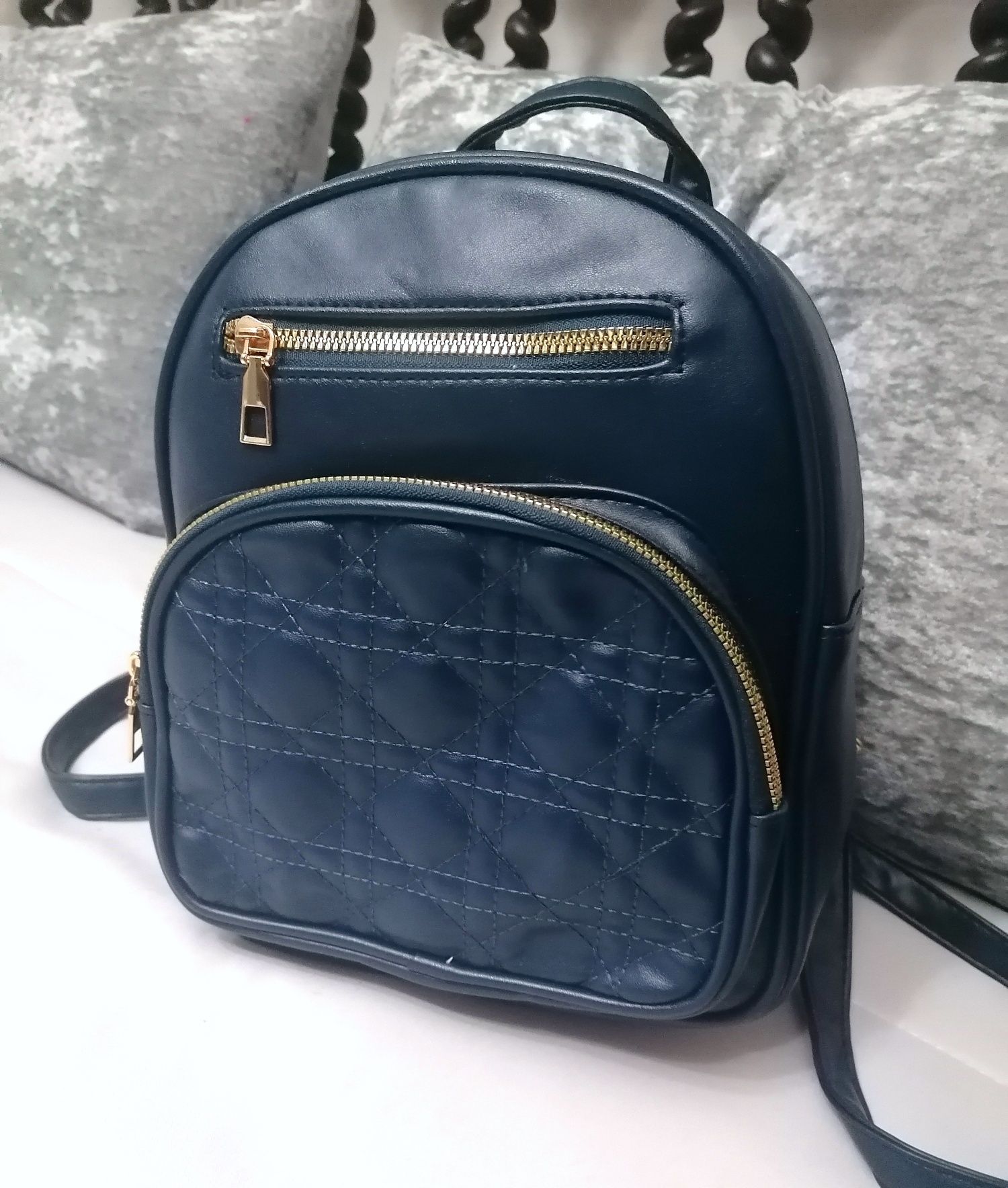 Mochila "RF" (Nova com etiqueta)