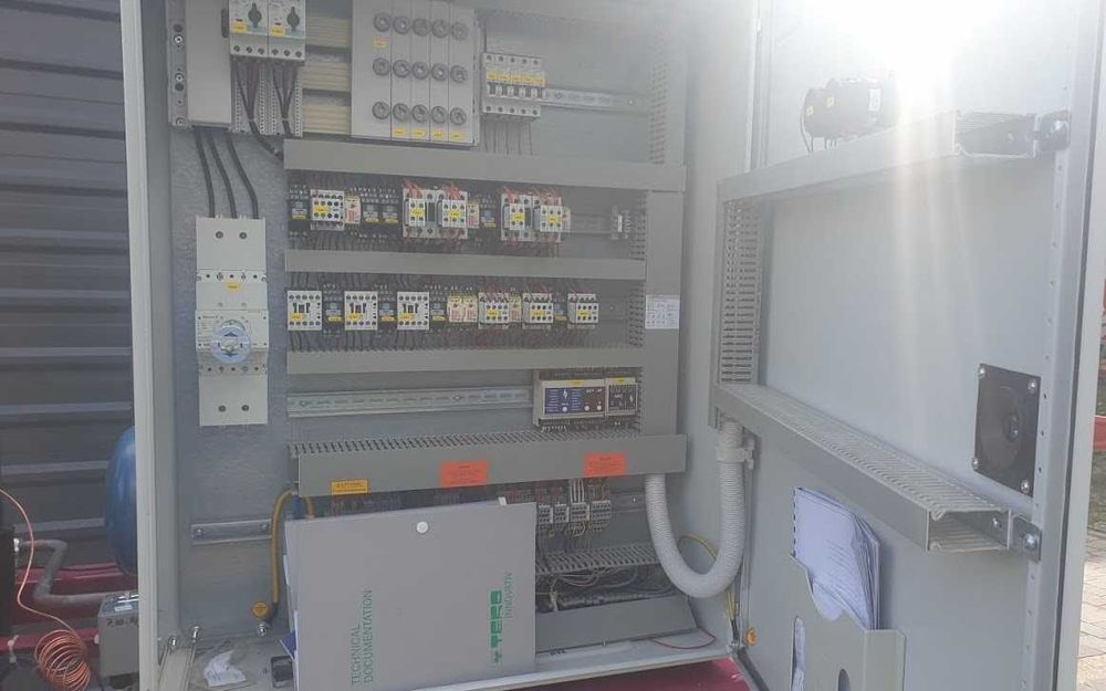 Zestaw sprężarek FRASCOLD S 10 51 Y 50,43 m 52 KW wymiennik płytowy