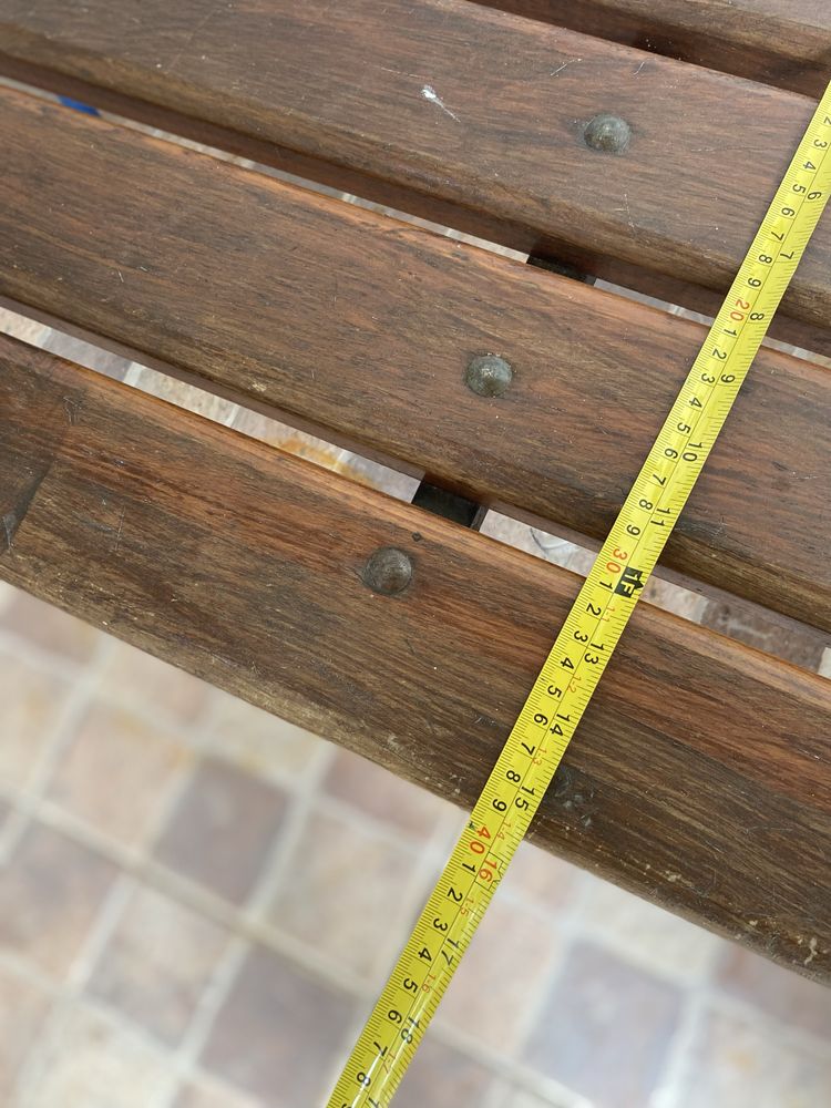 Banco de jardim rustico em ferro e madeira