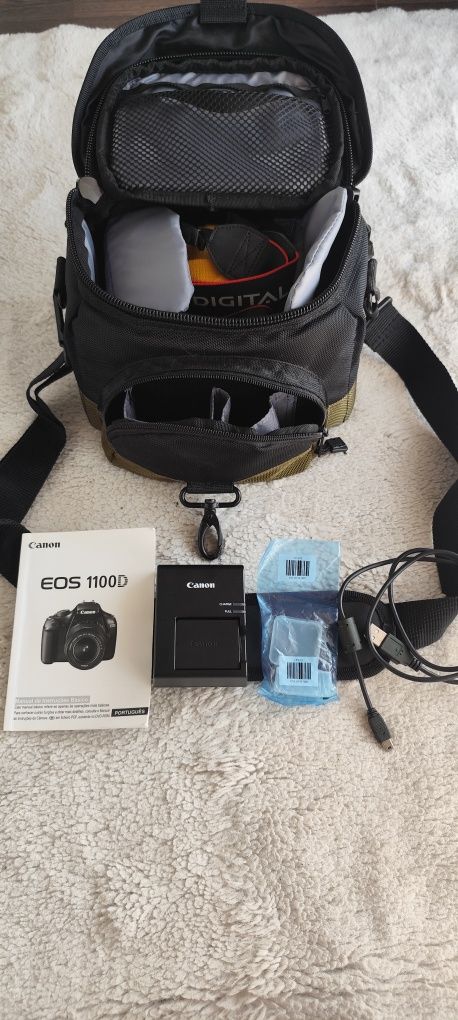 Canon EOS 1100D + Mala Canon