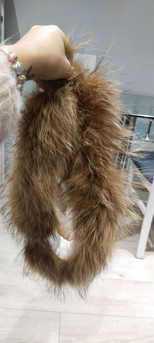 Piękne naturalne futerko obszycie kaptura 72cm