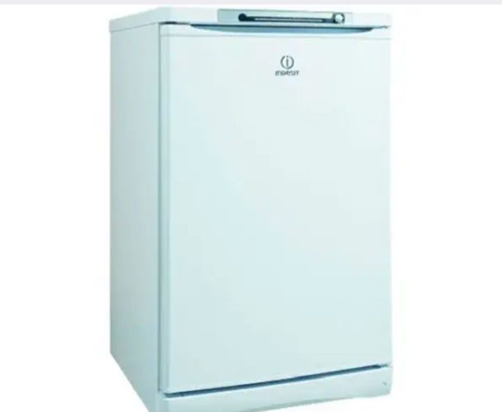 Морозильная камера Морозильна камера Indesit NUS 10.1 AA, 142 литра