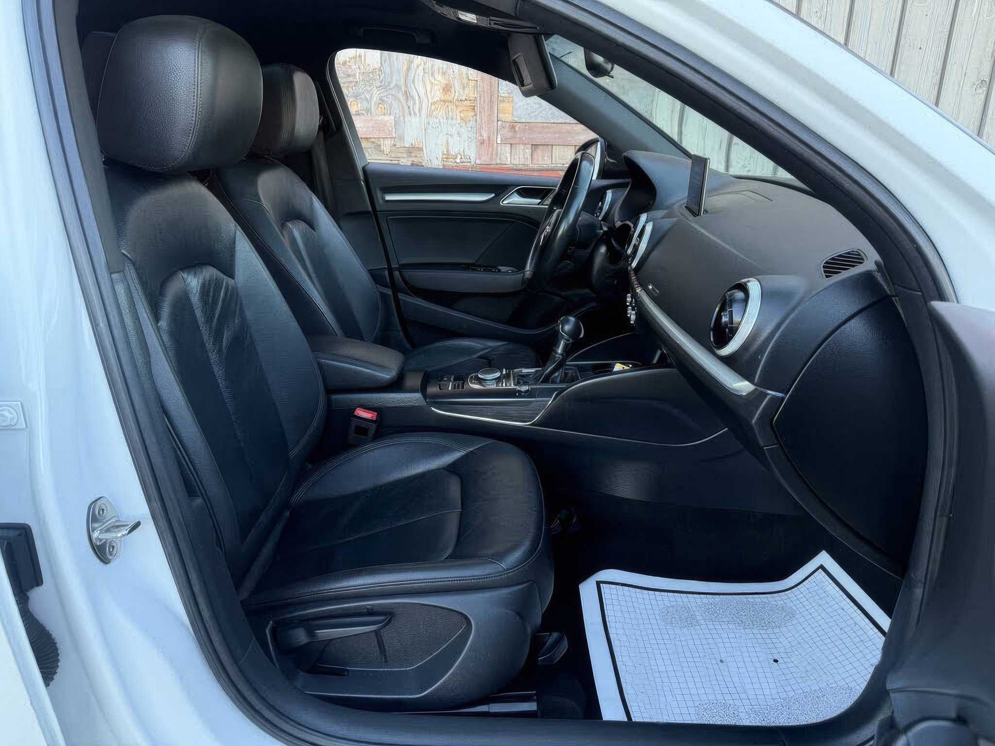 Audi   A3   2018