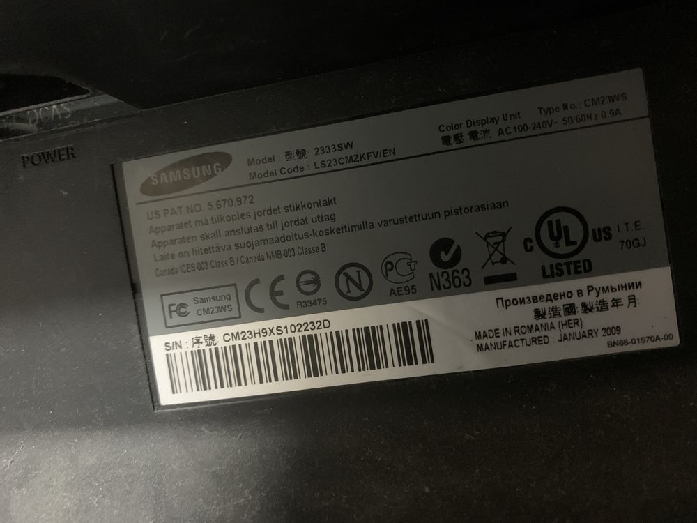 Monitor samsung syncmaster 2333sw