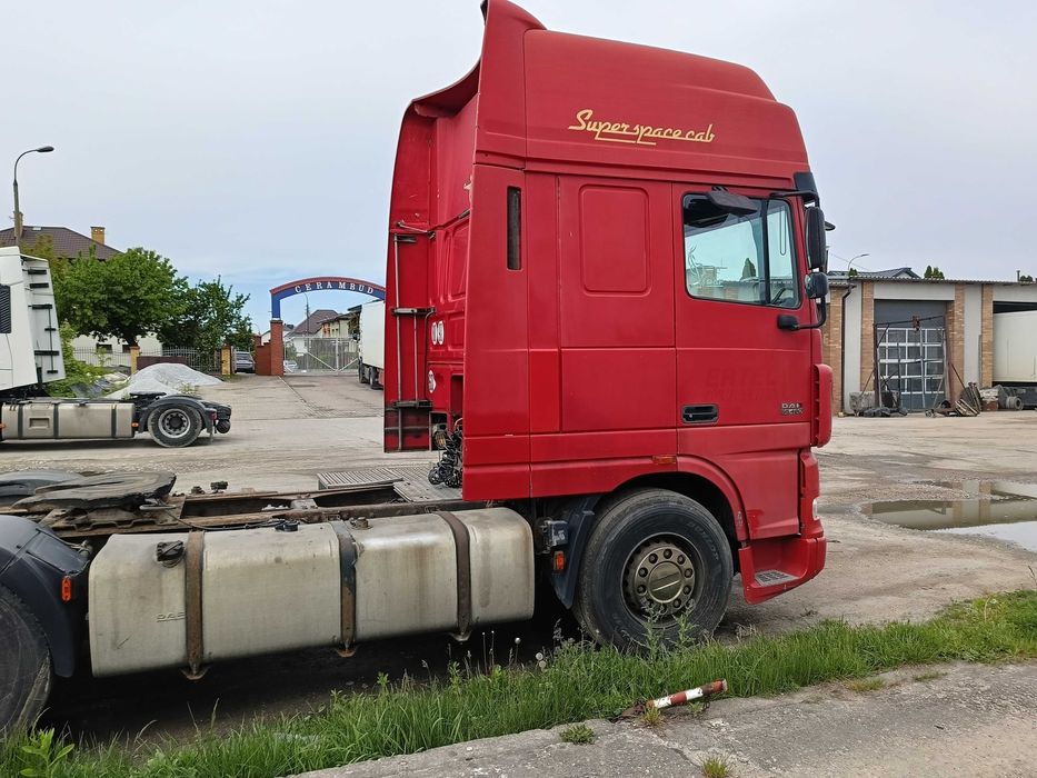 ciągnik siodłowy DAF 95 2005r.