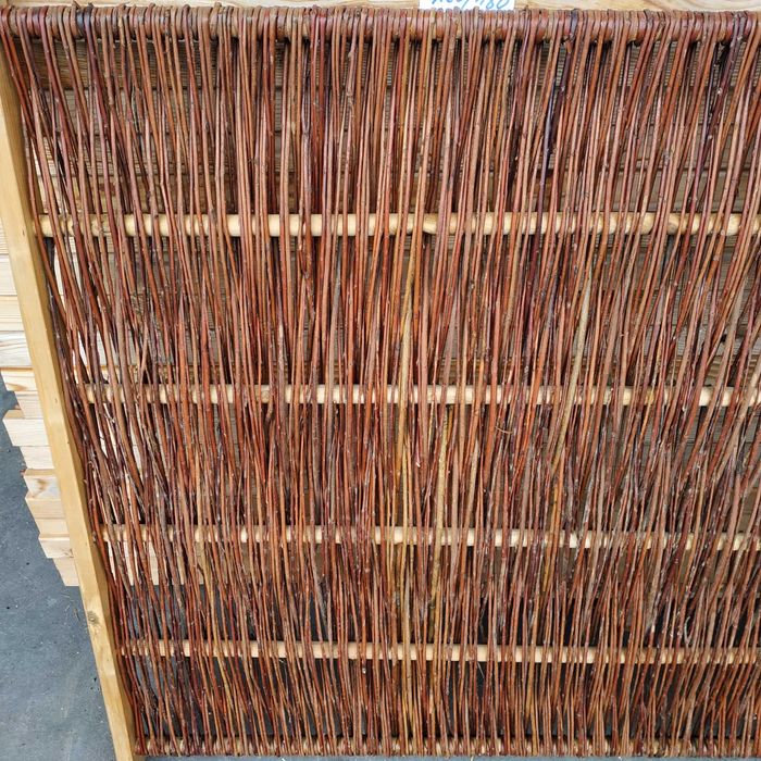 Ogrodowy panel wiklinowy