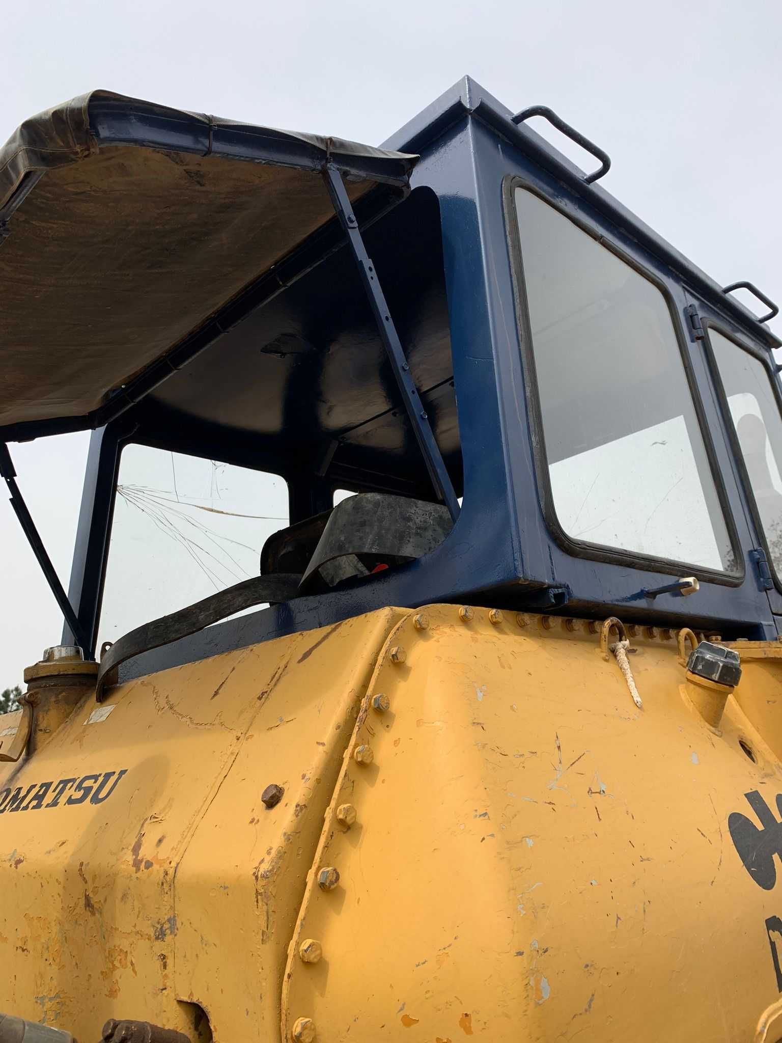 Bulldozer Komatsu D60A-8