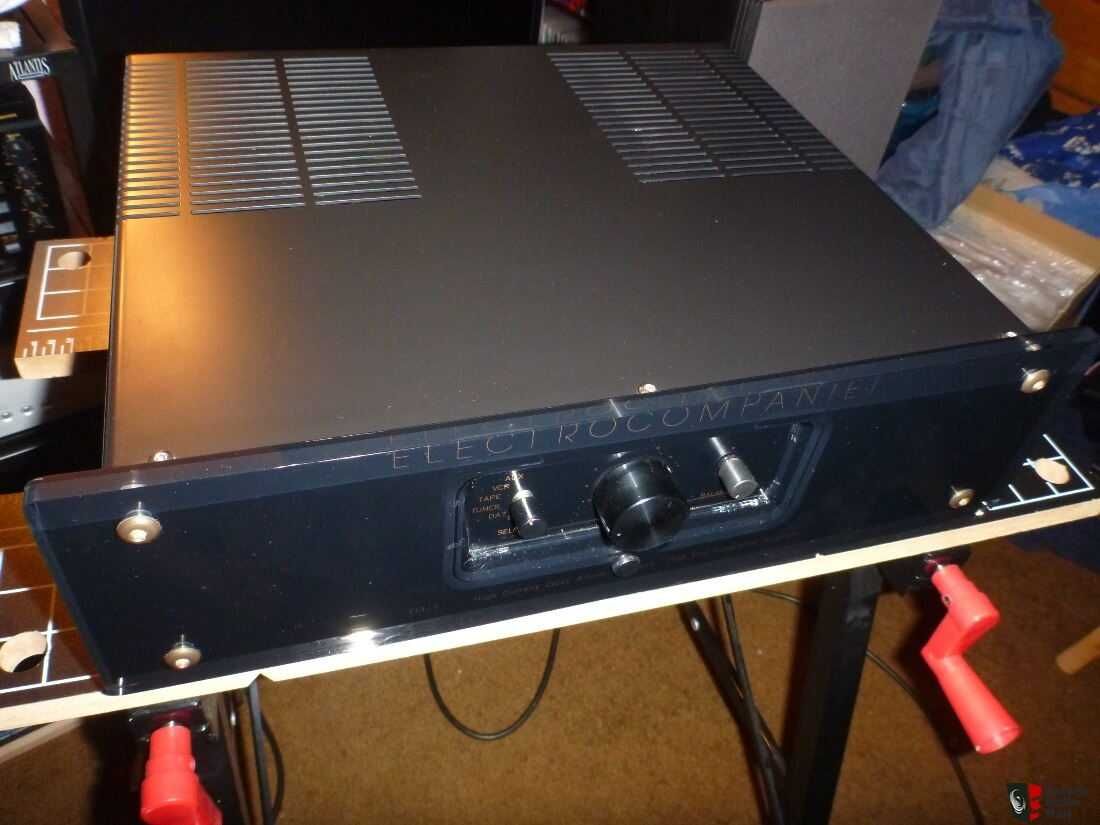Amplificador Electrocompaniet ECI-1