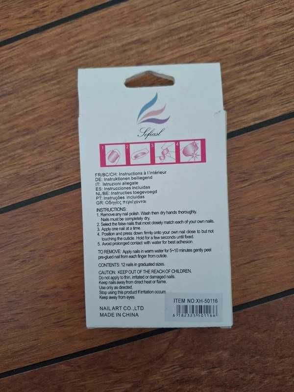 Tipsy sztuczne paznokcie brokatowe