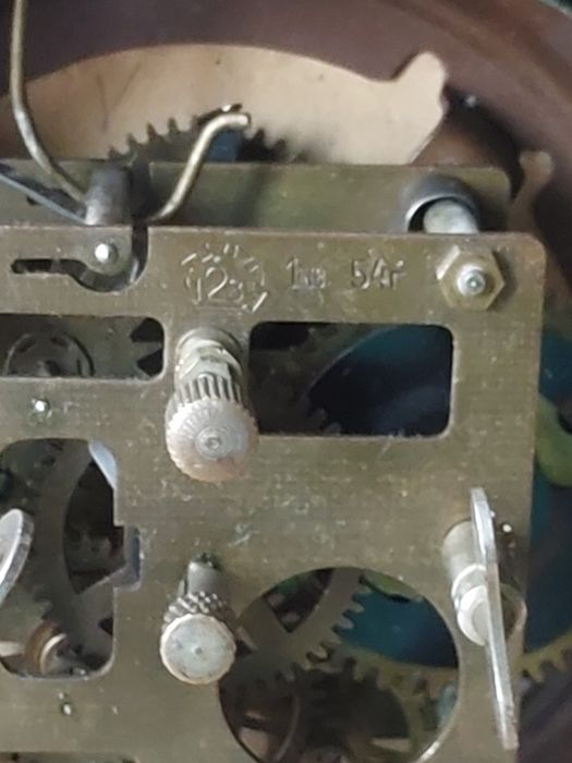 Stary budzik kolekcjonerski