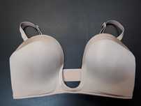 Biustonosz do głębokich dekoldow push-up wonderbra 85D