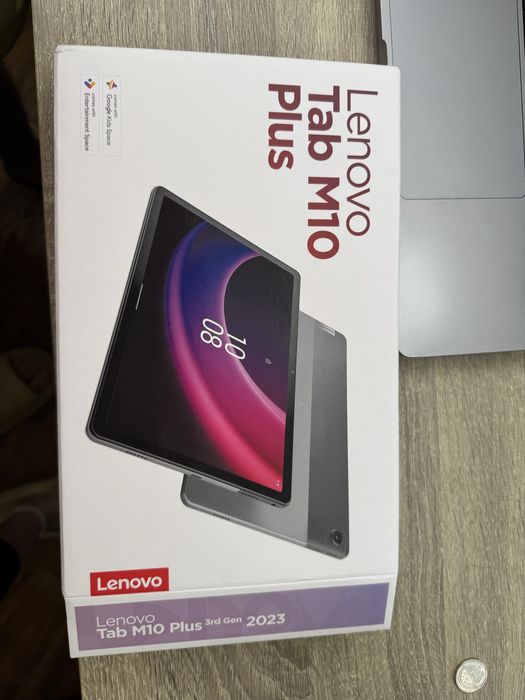 Продаю планшет Lenovo Tab M10 Plus