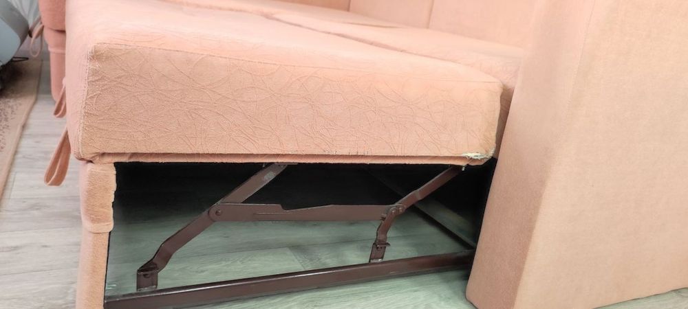 Угловой диван (раскладной)