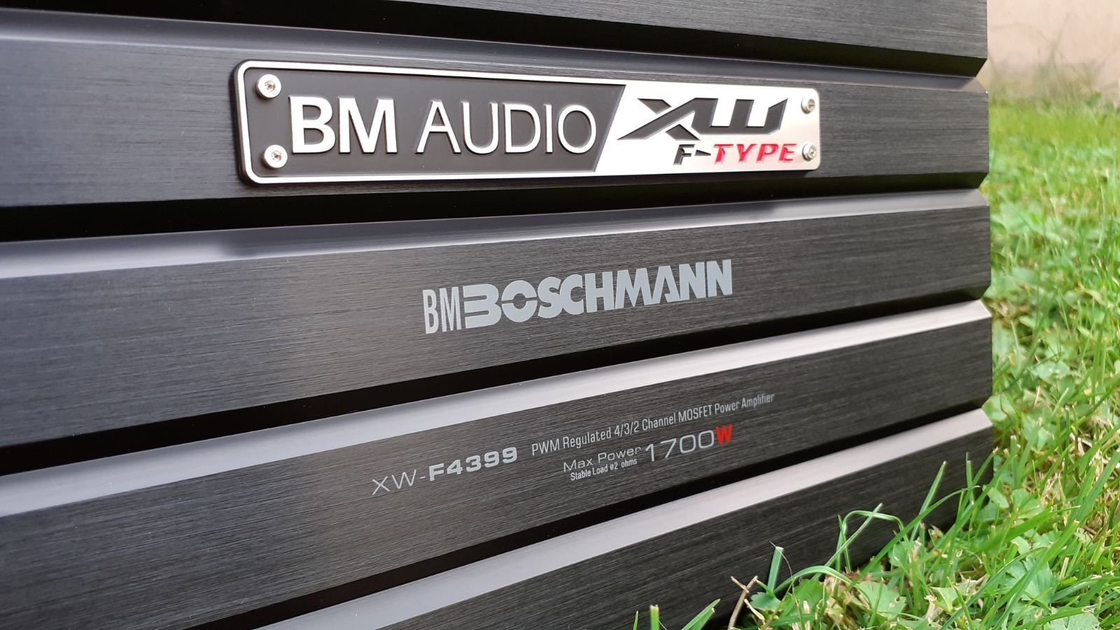 4 канальний підсилювач в авто Boschmann XW-F4399