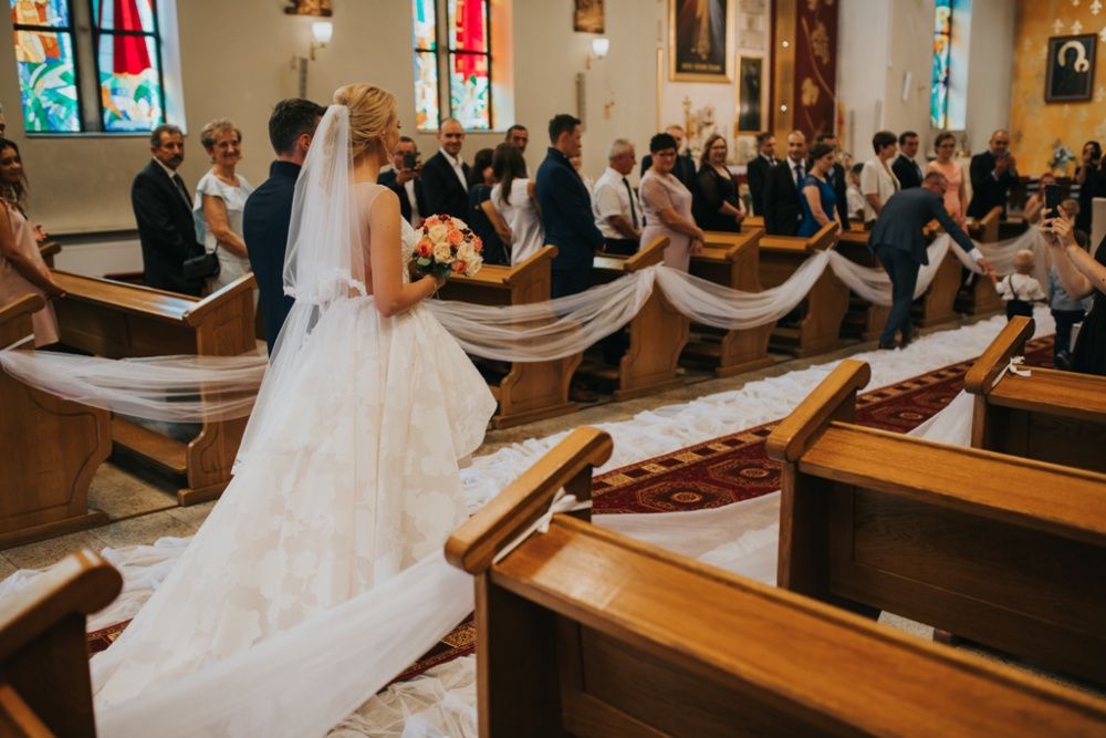 Suknia ślubna  z salonu morelowa