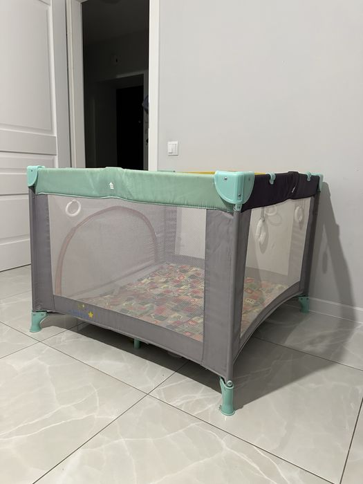 Продам Манеж дитячий