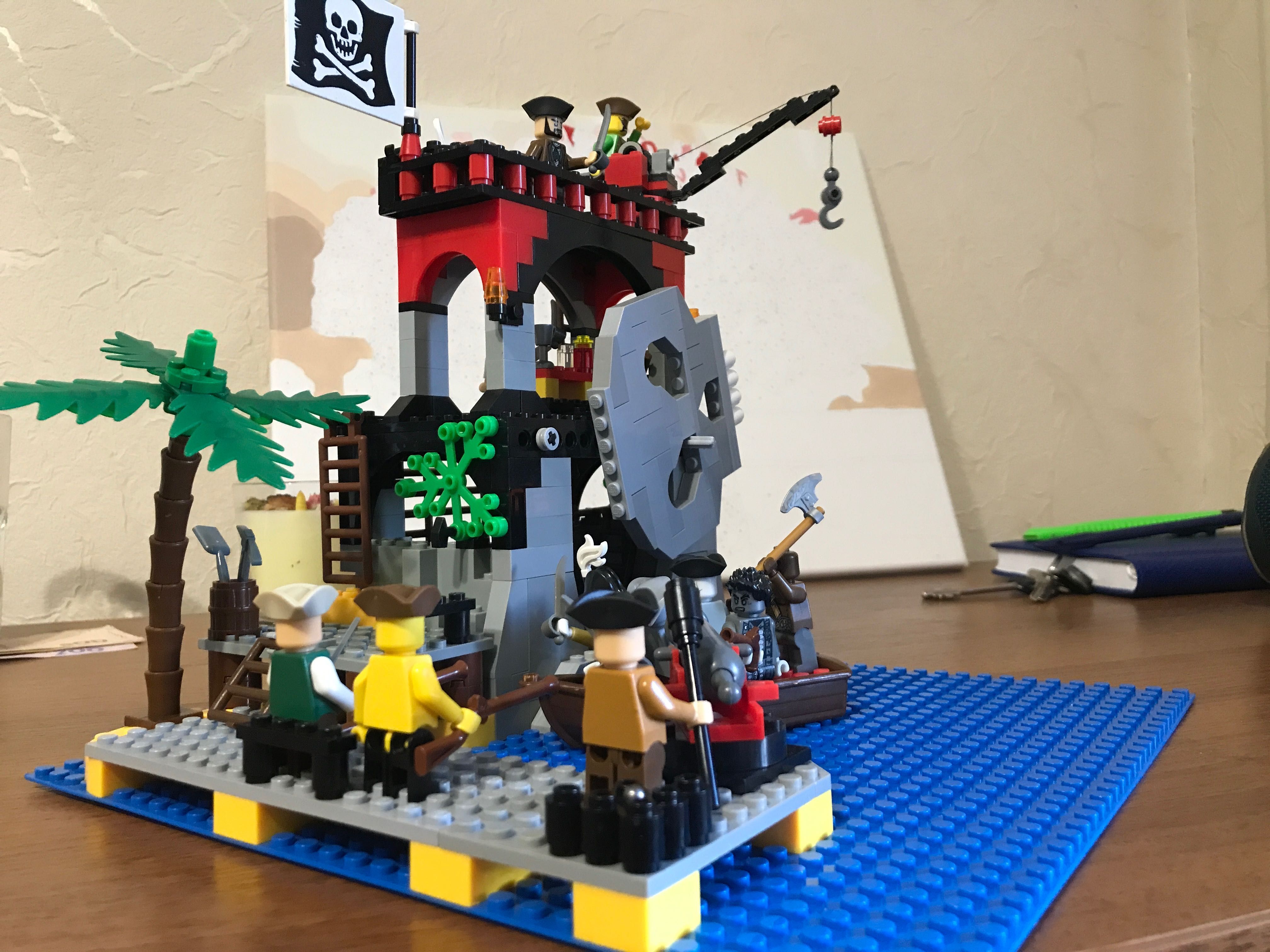 Лего пираты База відбудована реставрована Lego 6279 skull island