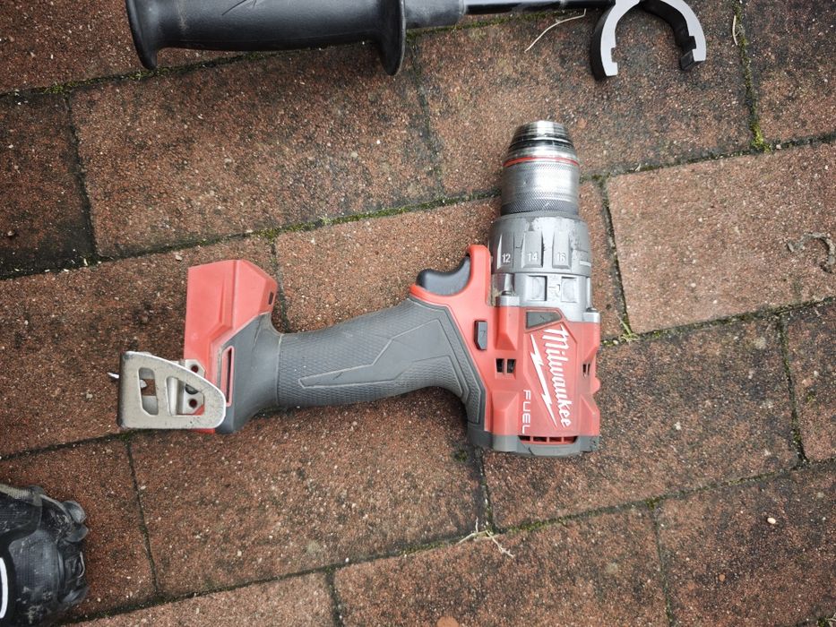 Wiertarko-wkrętarka udarowa Milwaukee M18FPD3-0 158Nm