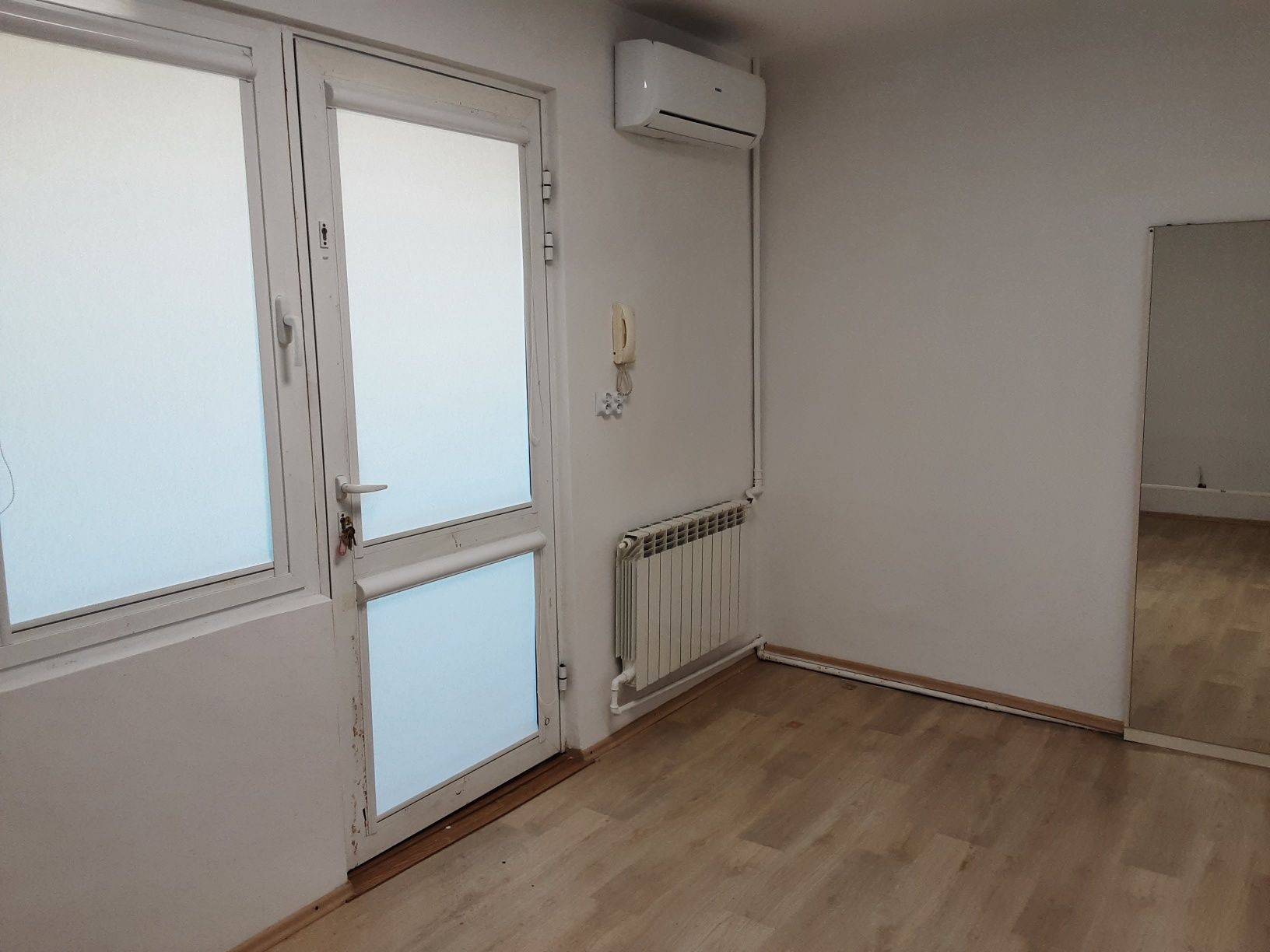 Wynajmę lokal na parterze 30m kw., przy ul. Okulickiego 85 w Radomiu