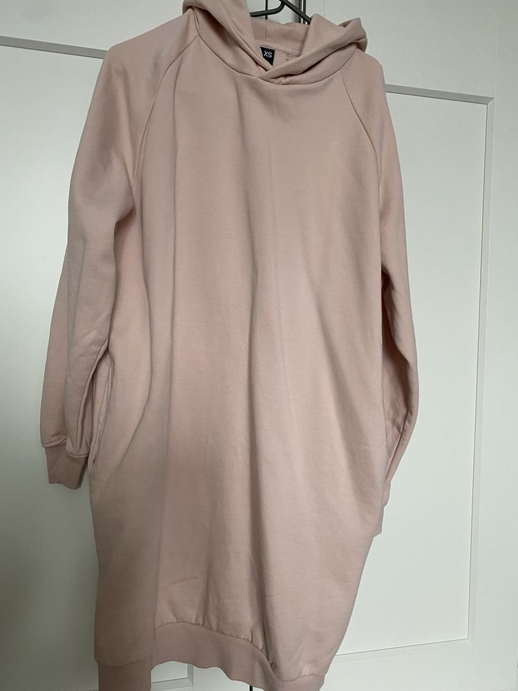Dluga sukienka bluza z kapturem 4F