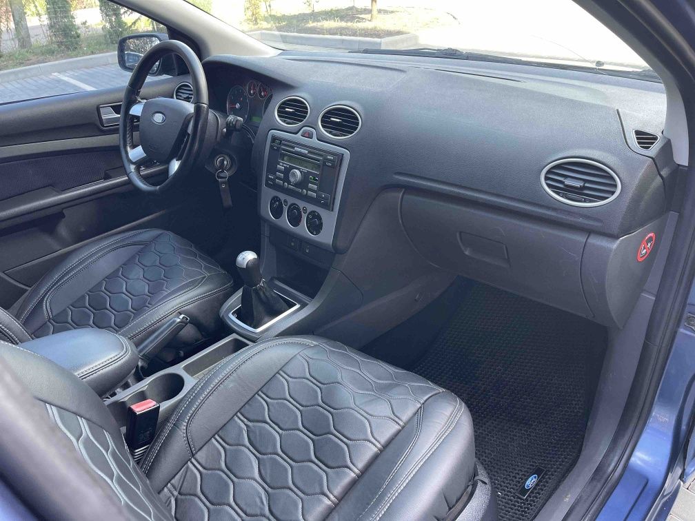 Ford Focus 2005 1.6 бензин