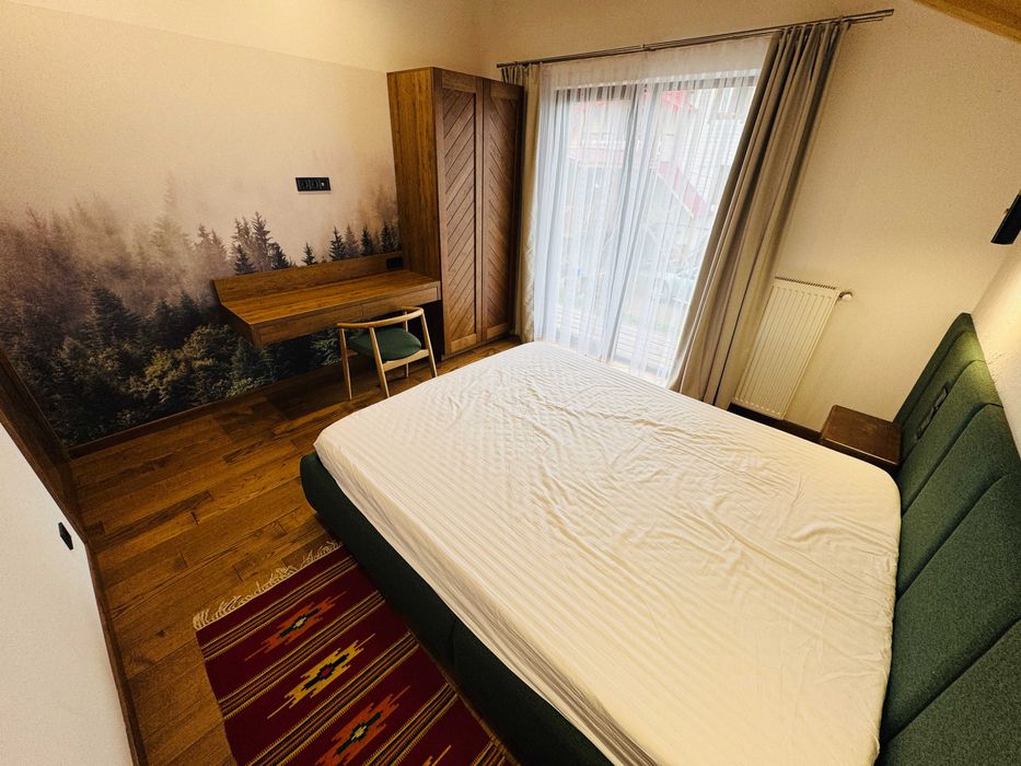 Продаж чотирьох котеджів (таунхауси), с.Поляниця(478 м.кв.)без комісії