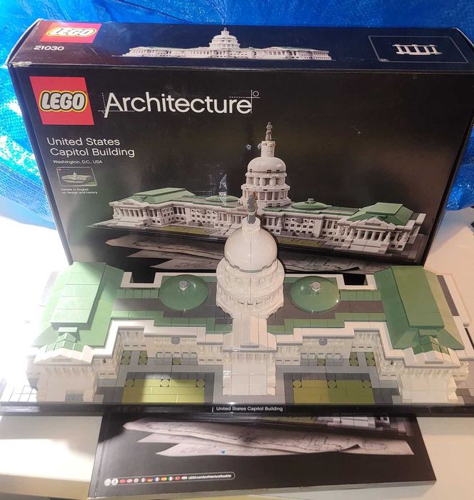 Lego Architecture 21030 United States Capitol Building