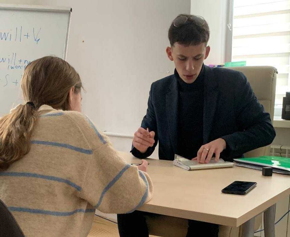 Репетитор з англійської оффлайн, онлайн(Школярі/студенти/НМТ/ЄВІ)
