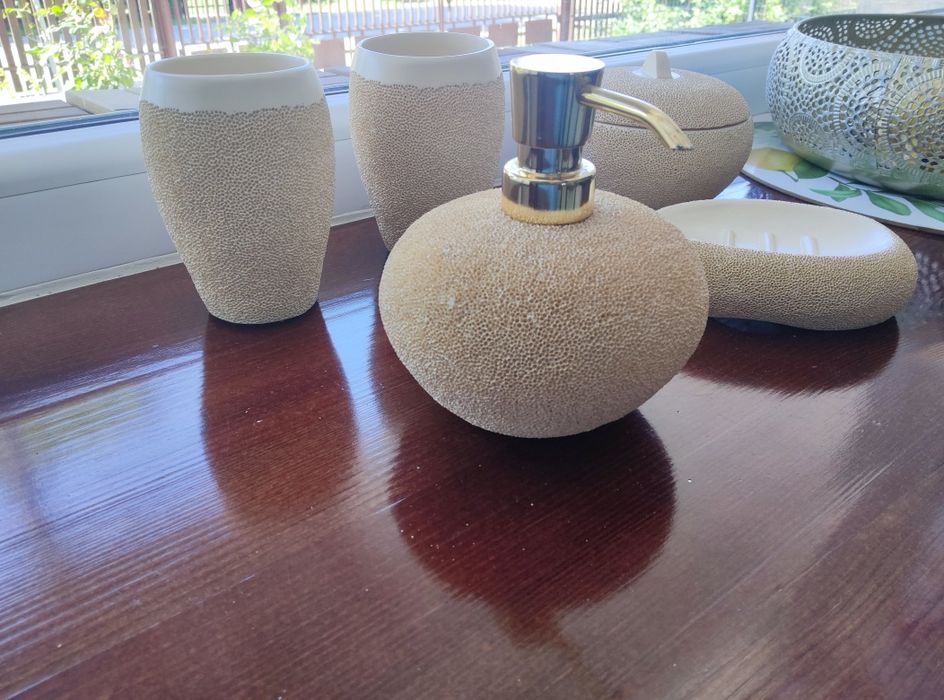 Zestaw łazienkowy  50,00