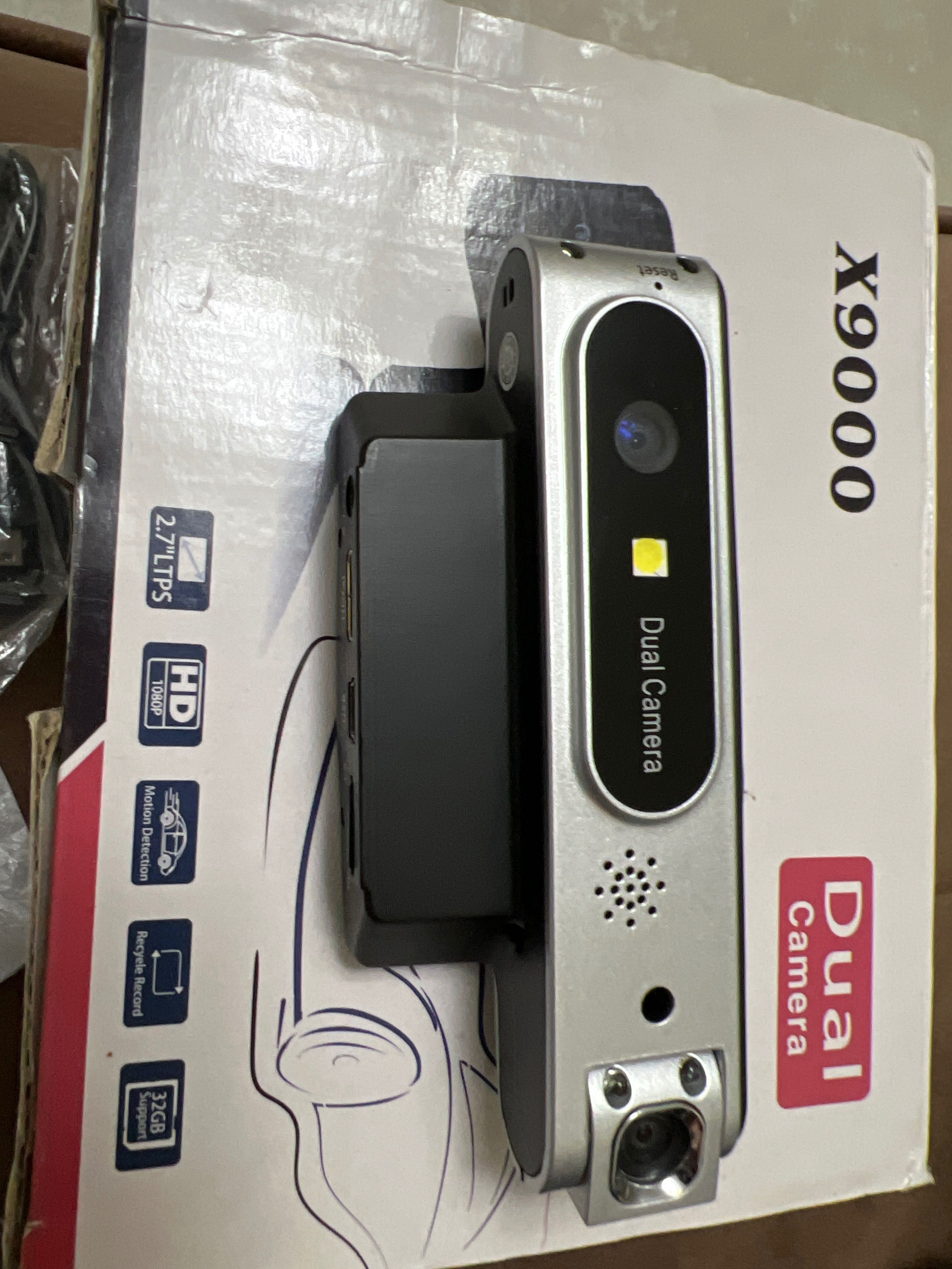 Відеореєстратор X9000