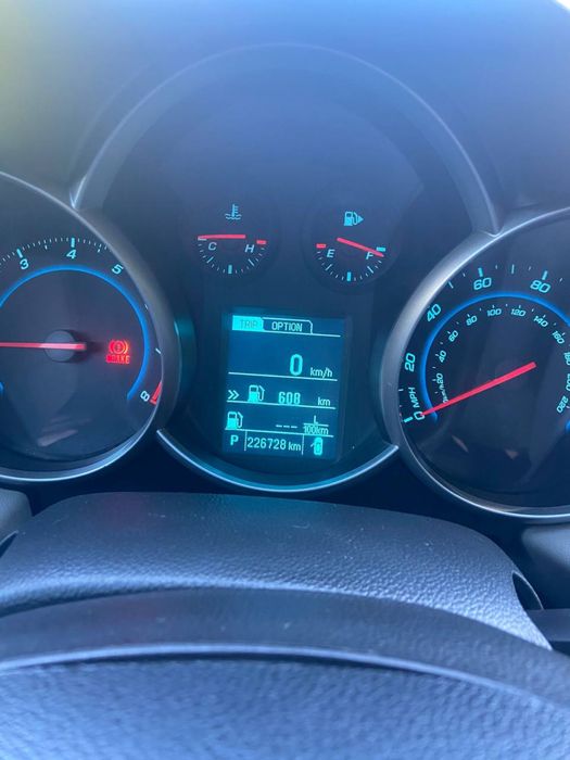 Chevrolet gruze 1.8 2012