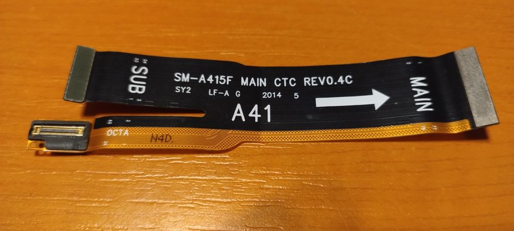 Taśma łącząca płytkę ładowania a płytą główną tel gal A41