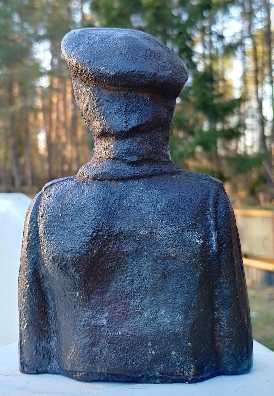 Stare popiersie generała Maczka.PSZZ.