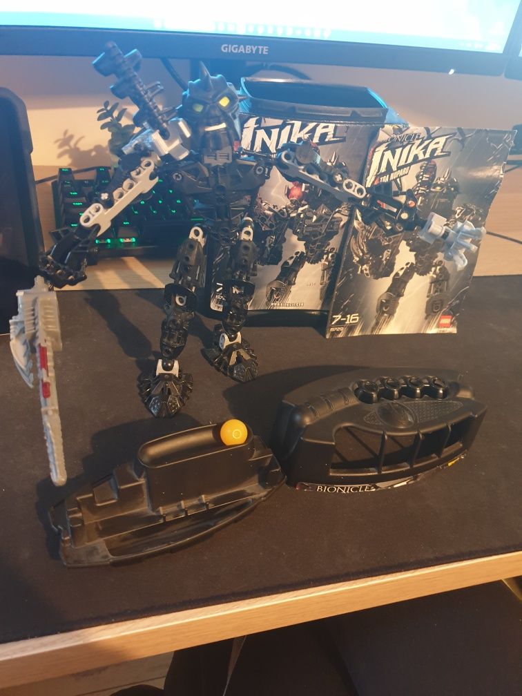 LEGO Bionicle Toa Nuparu Inika