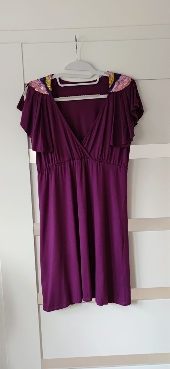 Sukienka Primark S/M ciemny fiolet cekiny dekolt na zakładkę