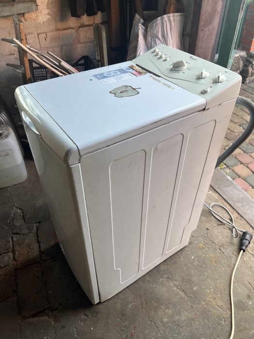 Пральна машинка Whirpool AWT 2295