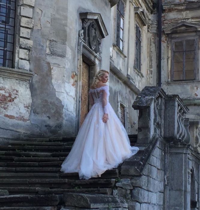 Весільне плаття. Весільна сукня.